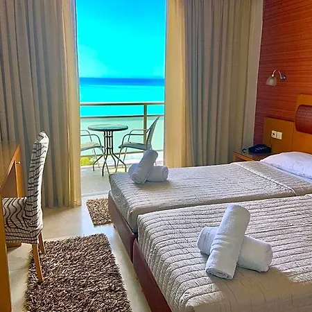 Hotel Flisvos